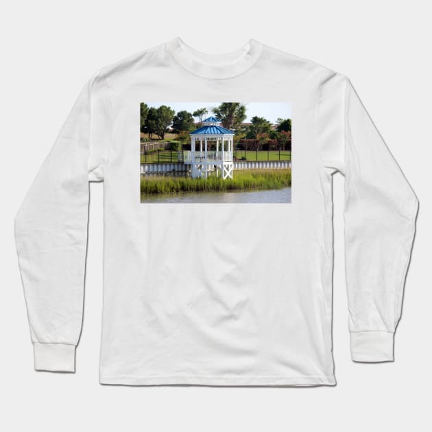 Blue And White Gazebo Long Sleeve T-Shirt by Cynthia48